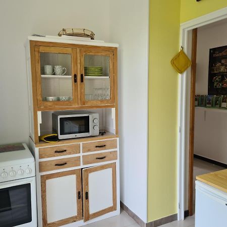 Maison La Cigogne Noire La Loge-aux-Chevres Luaran gambar