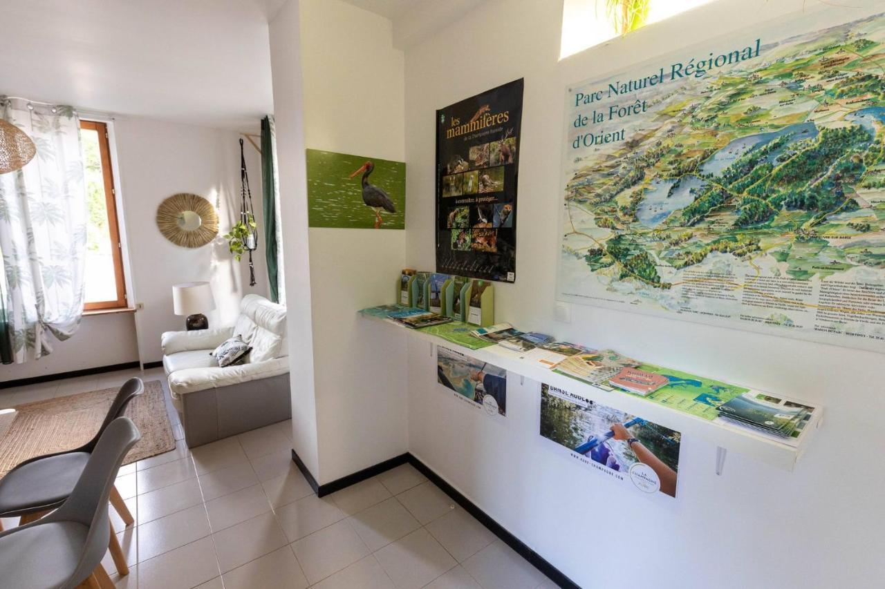 Maison La Cigogne Noire La Loge-aux-Chevres Luaran gambar